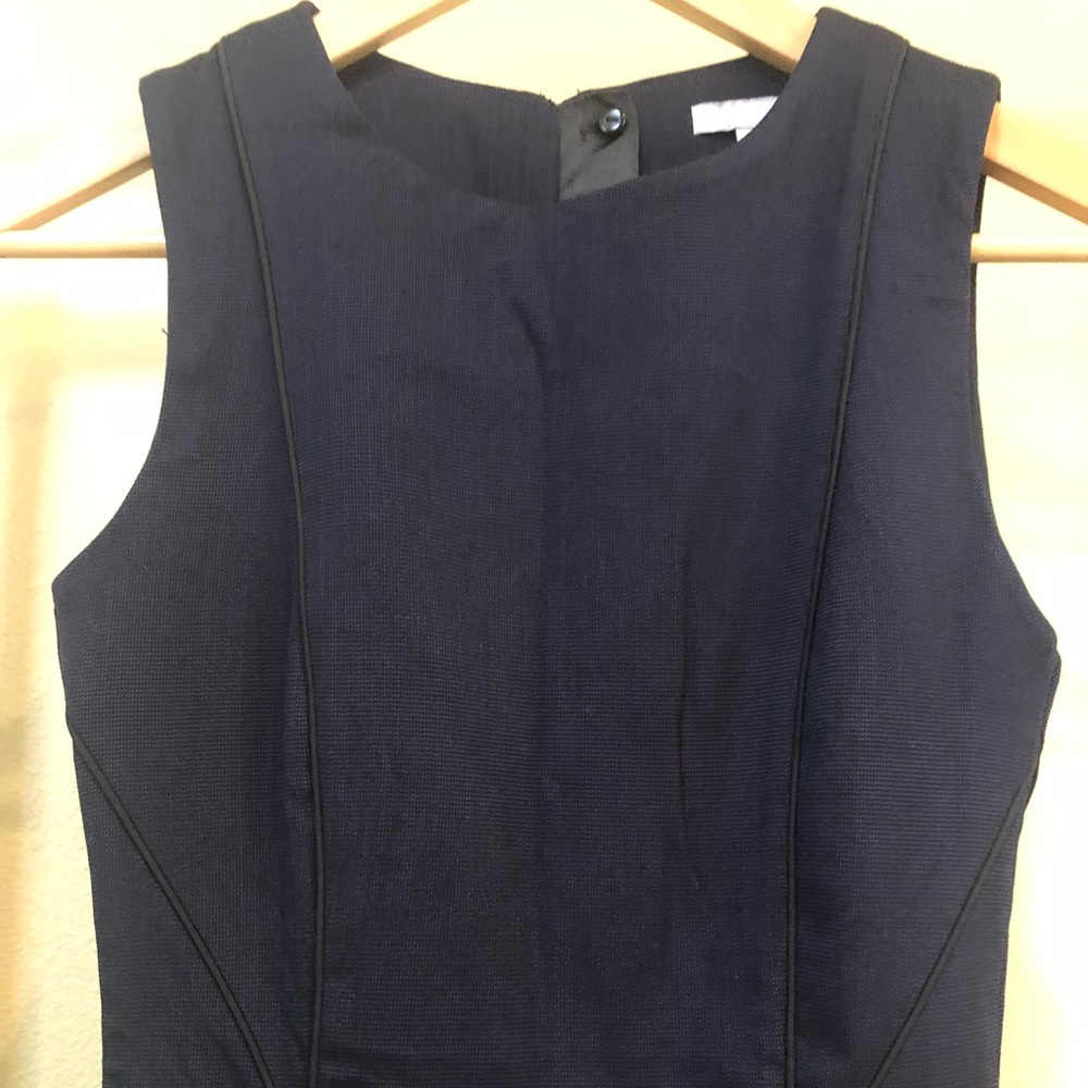 H&M - Sleeveless Sheath Dress